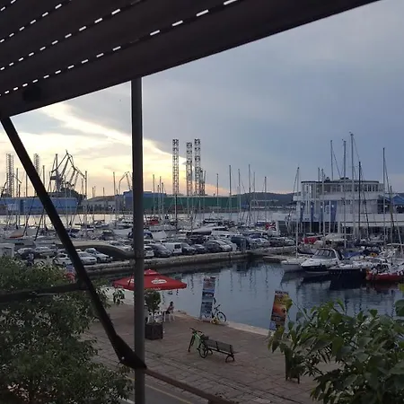Harbour-apartment With Sea View And Parking Spot Pula