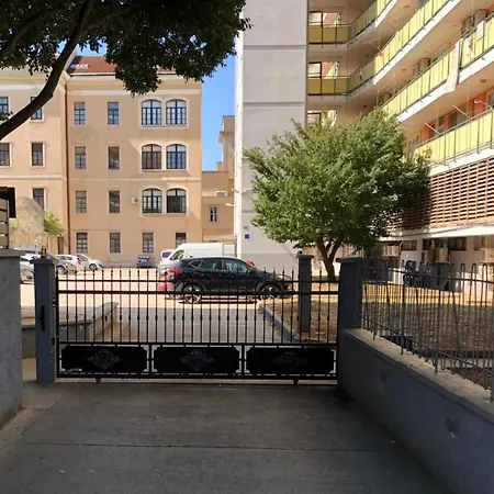 Harbour-apartment With Sea View And Parking Spot Pula