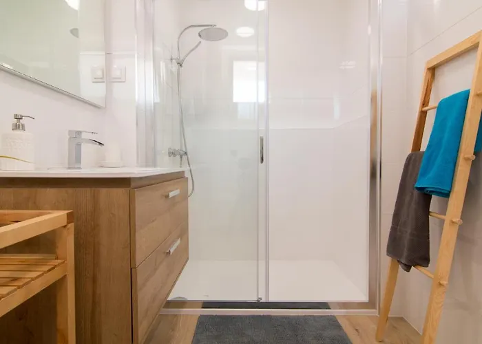 Harbour-apartment With Sea View And Parking Spot דירה