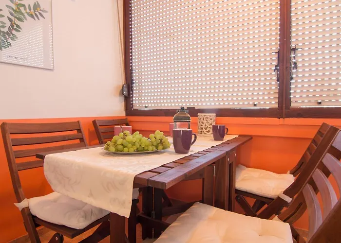 דירה Harbour-apartment With Sea View And Parking Spot *