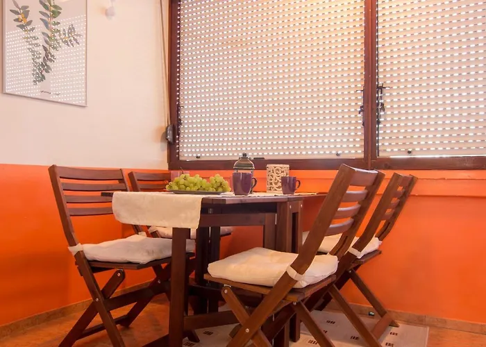 Harbour-apartment With Sea View And Parking Spot דירה