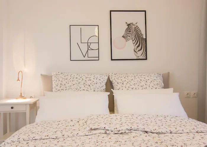 Harbour-apartment With Sea View And Parking Spot *