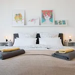 Harbour-apartment With Sea View And Parking Spot *