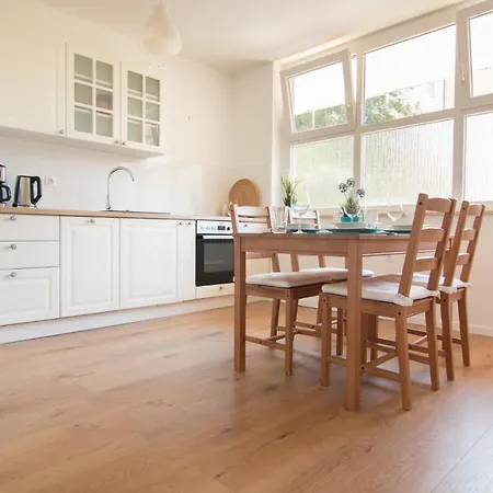 Harbour-apartment With Sea View And Parking Spot 아파트 *